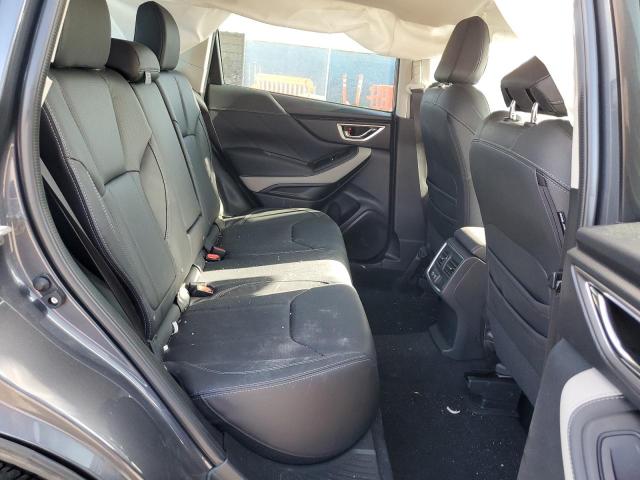 JF2SKAPC1NH407893 Subaru Forester Limited