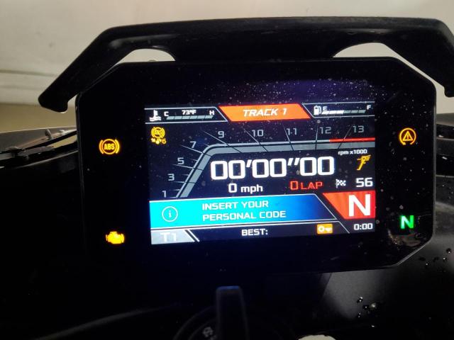 2022 APRILIA TUONO V4 1 ZD4KZUA06NS000458
