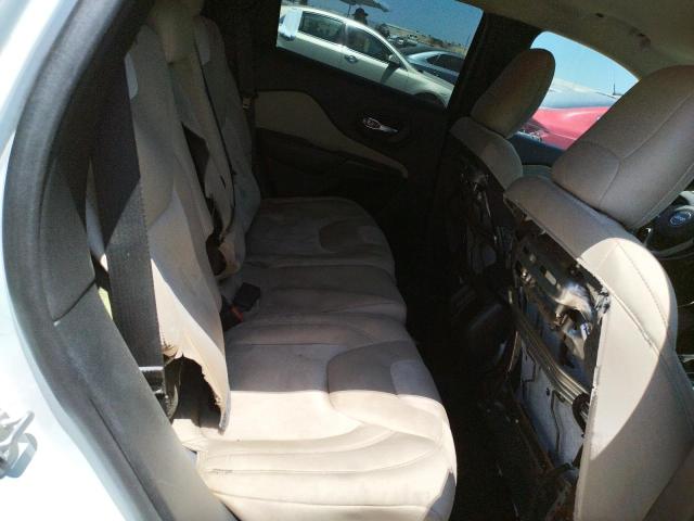 1C4PJMAB3FW545697 Jeep Cherokee Sport