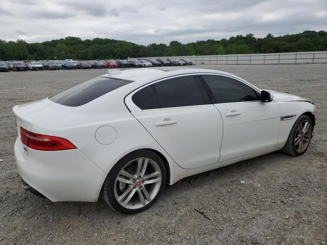 SAJAK4BV4HA950853 | 2017 JAGUAR XE PRESTIG