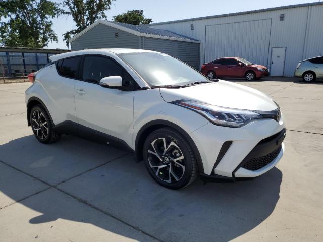 JTNKHMBX9L1085899 Toyota C-HR XLE