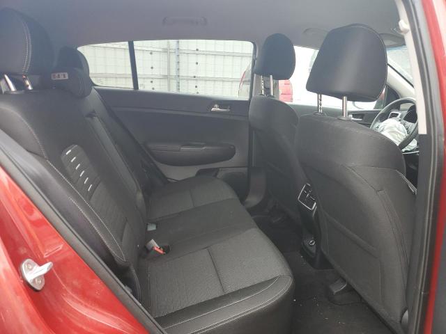 KNDPMCAC8K7555947 KIA Sportage Lx