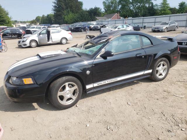 2004 Ford Mustang 