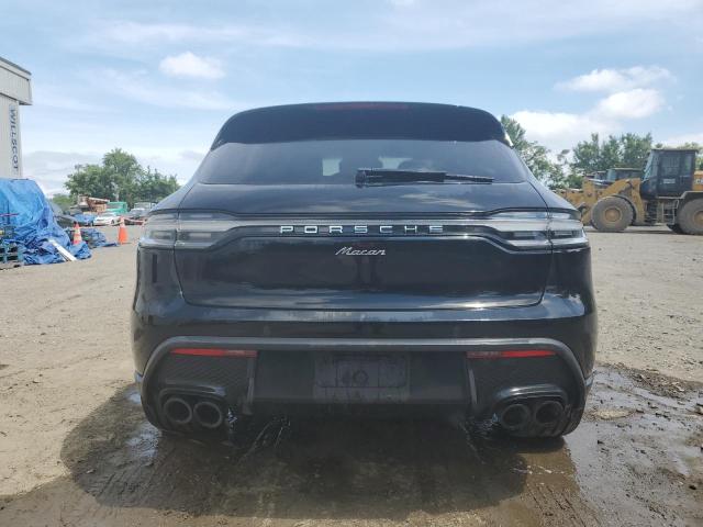 VIN WP1AA2A50NLB04127 2022 Porsche Macan no.6