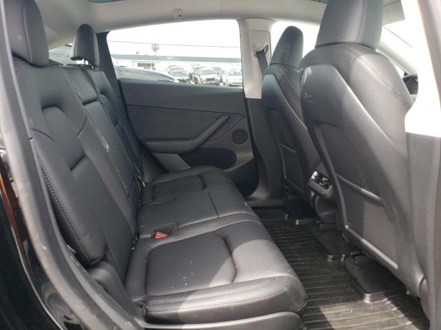 7SAYGAEE8PF710433 Tesla Model Y