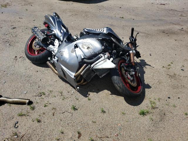 2019 SUZUKI GSX1300 RA - JS1GX72B2K7101305