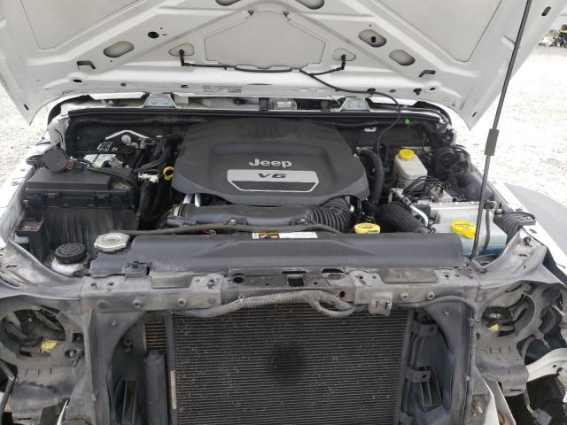 1C4BJWDG1EL257593 Jeep Wrangler Unlimited Sport