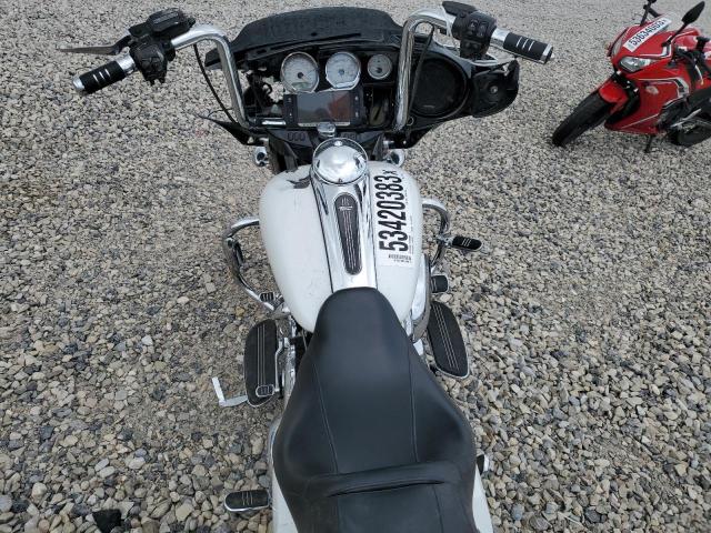 2017 HARLEY-DAVIDSON FLHXS STRE - 1HD1KRC16HB671517