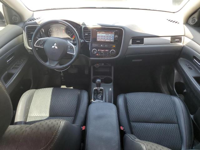 JA4AZ3A37FZ003917 Mitsubishi Outlander Se