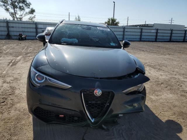 ZASPAKBN5N7D32439 Alfa Romeo Stelvio TI 5