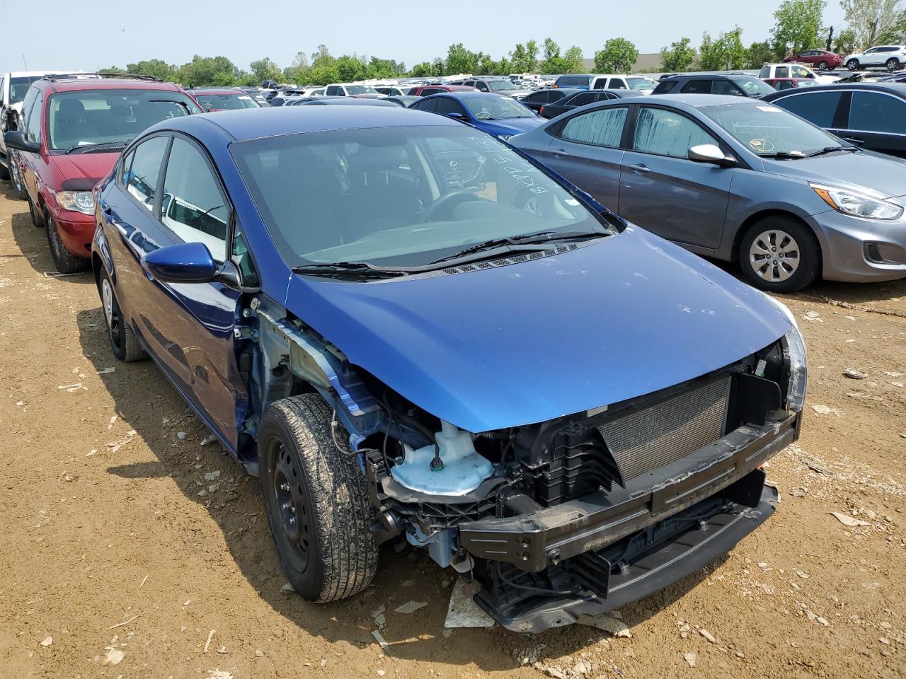 2017 Kia Forte Lx vin: 3KPFK4A70HE083293