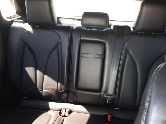 5LMCJ3D95HUL39497 Lincoln Mkc Reserve