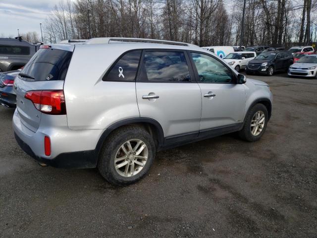 5XYKTDA70FG601740 KIA SORENTO LX