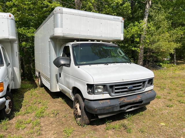2007 Ford Econoline E450 Super Duty Cutaway Van White vin: 1FDXE45S57DA17537