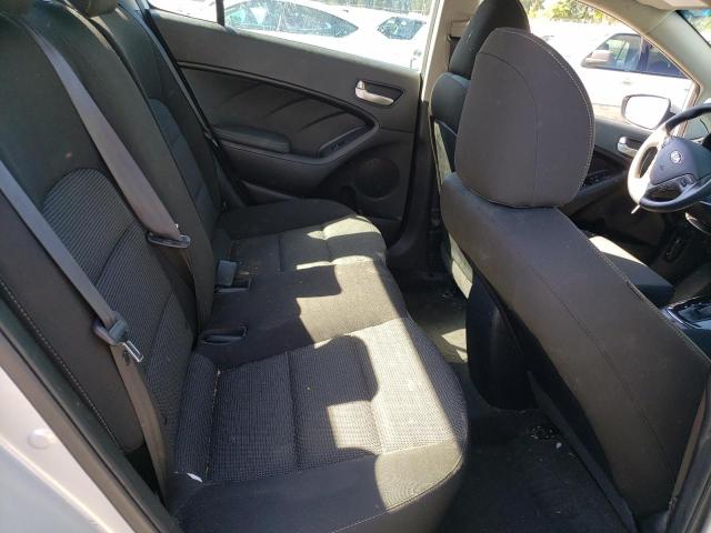 3KPFK4A79HE130918 KIA FORTE LX