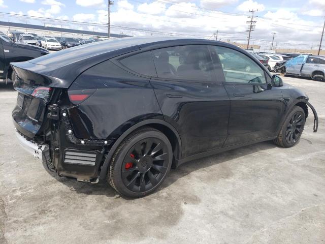 7SAYGAEE8PF710433 Tesla Model Y