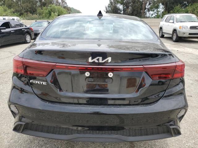 3KPF24AD4PE607744 KIA FORTE LX