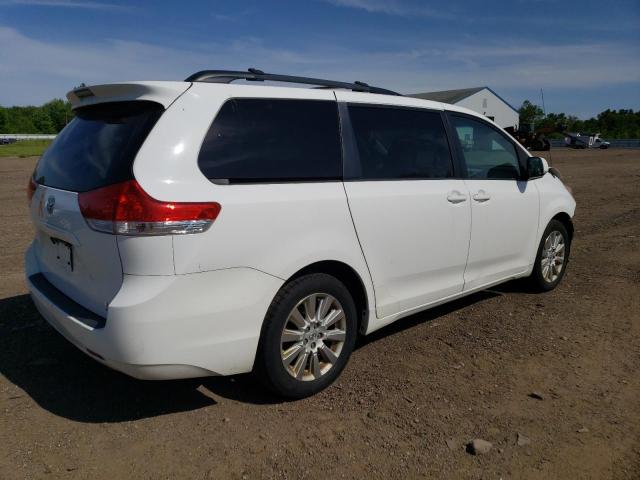 5TDJK3DC7DS066777 2013 TOYOTA SIENNA, photo no. 3