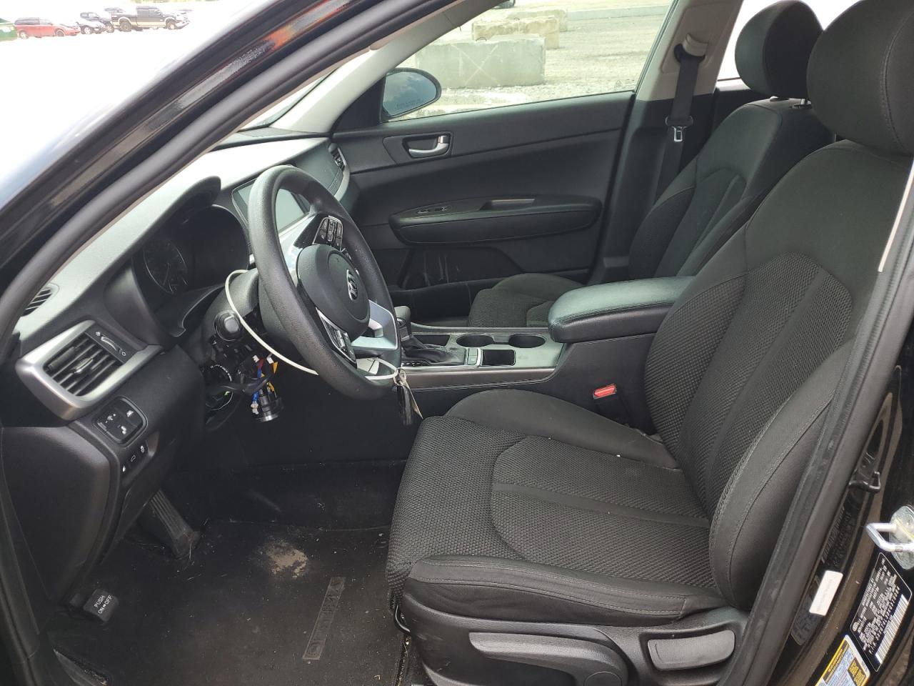 5XXGT4L38KG319084 2019 Kia Optima Lx