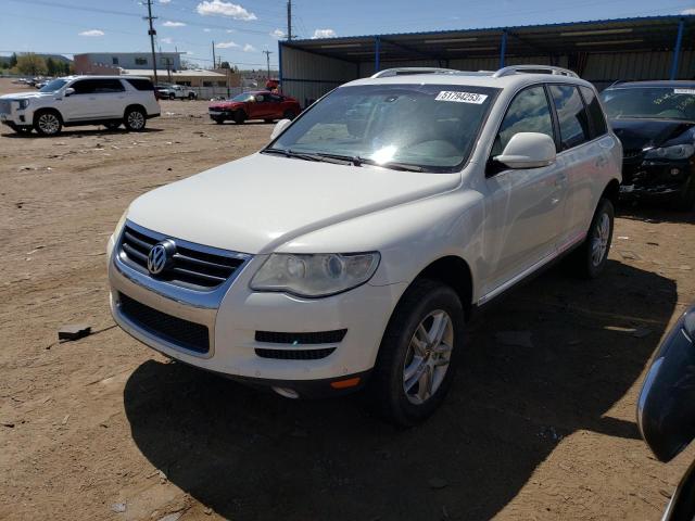 2010 Volkswagen Touareg 