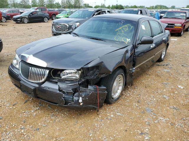 2000 Lincoln Town Car Executive