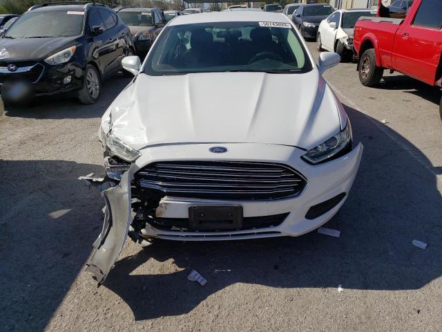 3FA6P0H7XGR330302 Ford FUSION SE