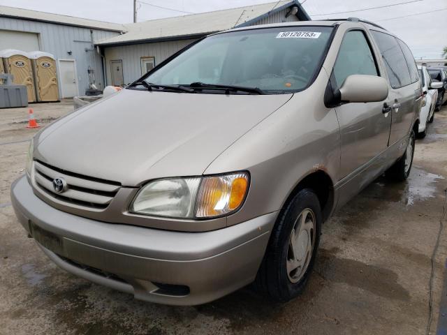 2002 Toyota Sienna LE