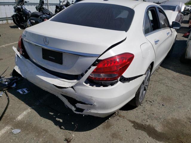 55SWF4JB4JU279597 Mercedes-Benz C 300