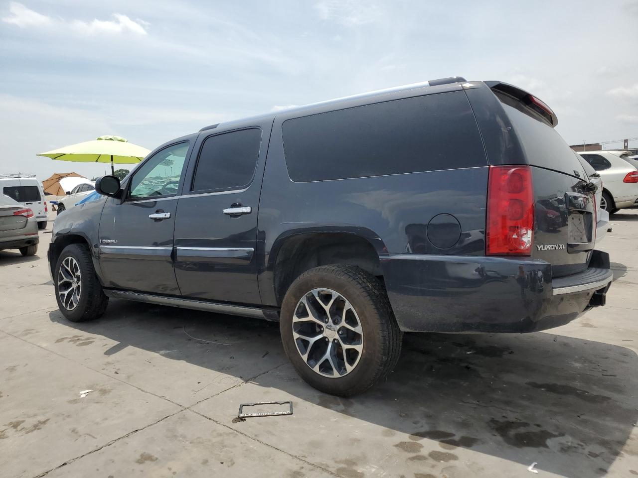 1GKFK66858J165895 2008 GMC Yukon Xl Denali