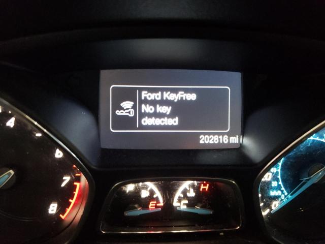 1FMCU9J92EUA63633 Ford Escape Titanium