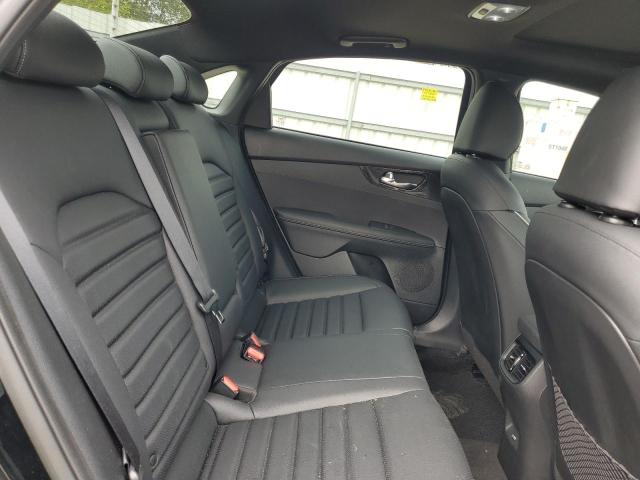 3KPF54AD3NE502889 KIA Forte Gt Line