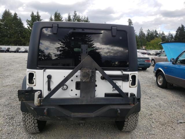 1C4BJWDG1EL257593 Jeep Wrangler Unlimited Sport