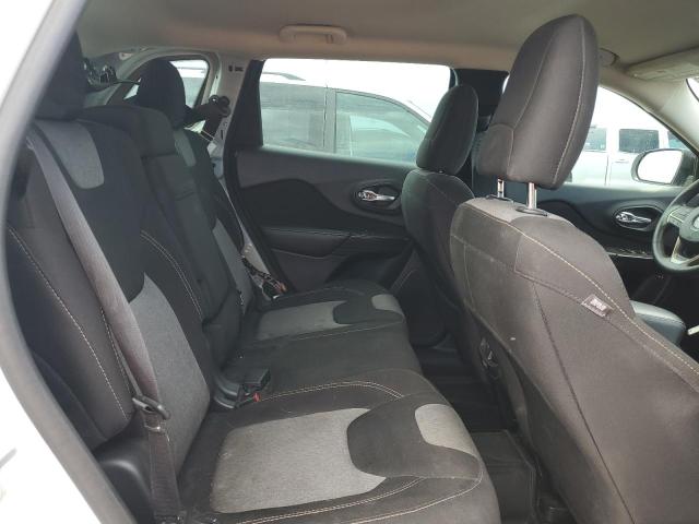 1C4PJLAB4GW158832 Jeep Cherokee Sport