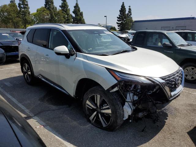 JN8BT3DC9NW117462 Nissan Rogue Platinum