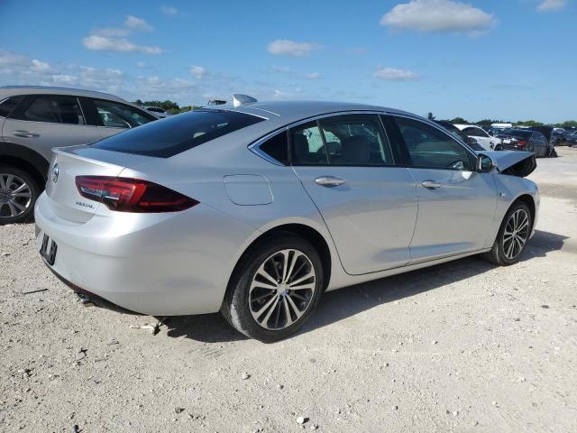 2018 BUICK REGAL ESSE W04GP6SX7J1143105