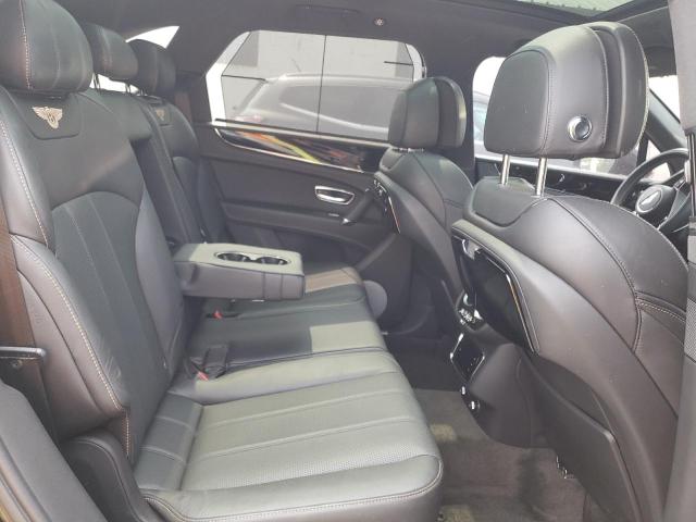 2018 BENTLEY BENTAYGA SJAAC2ZV8JC018947