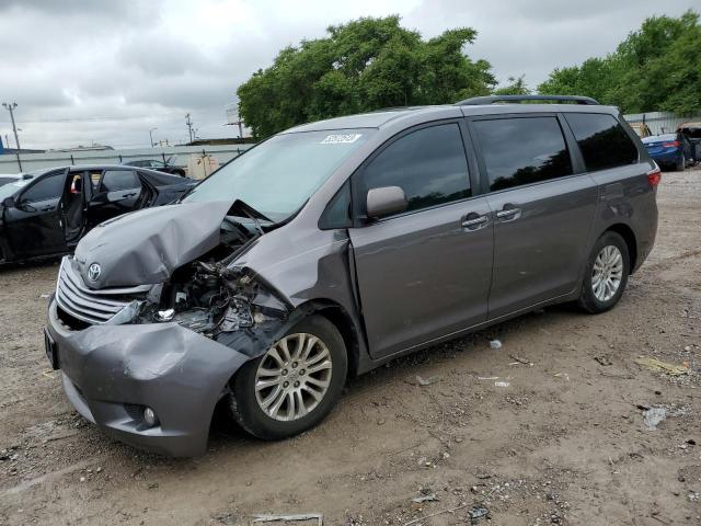 2015 Toyota Sienna XLE