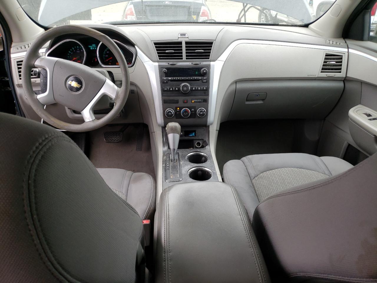 Lot #2079572335 2011 CHEVROLET TRAVERSE L