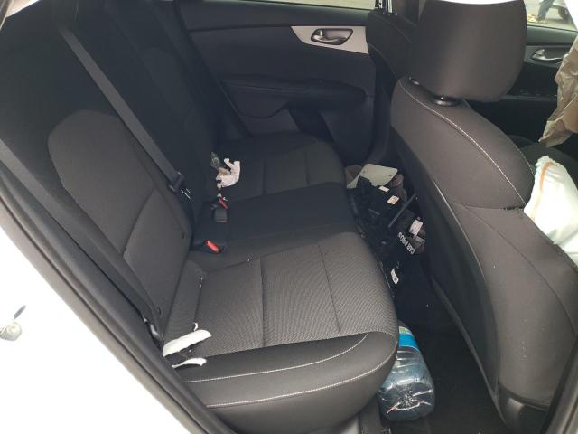 3KPF24AD2PE555580 KIA FORTE LX