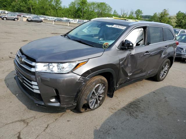 Vehiculos salvage en venta de Copart Marlboro, NY: 2019 Toyota Highlander SE