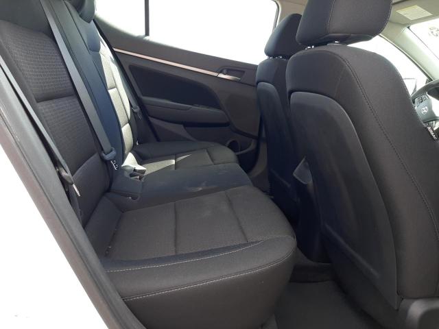 5NPD84LF5JH220160 Hyundai ELANTRA SEL