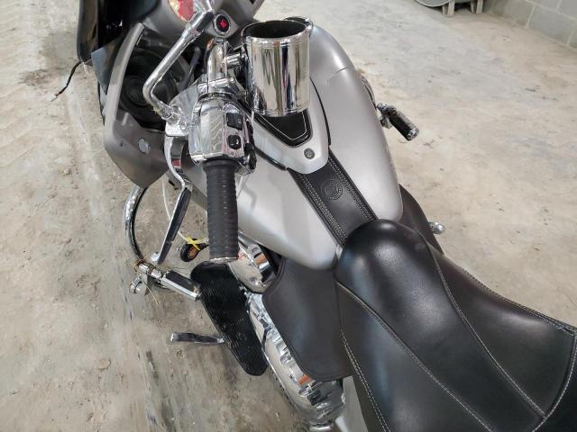 2017 INDIAN MOTORCYCLE CO. CHIEFTAIN - 56KTCNAAXH3354167