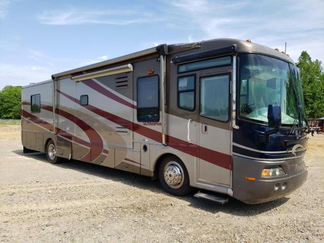 Salvage cars for sale from Copart Chatham, VA: 2003 Freightliner Chassis X Line Motor Home