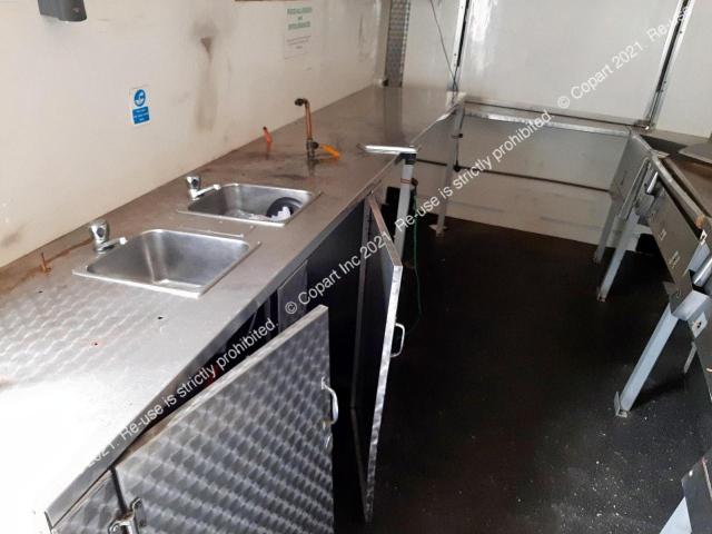 316004694 Auction: COPART UK Lot: 50185313 Location: WOLVERHAMPTON 316004694 TRAI TRAILER 2000 WHITE Photo 6