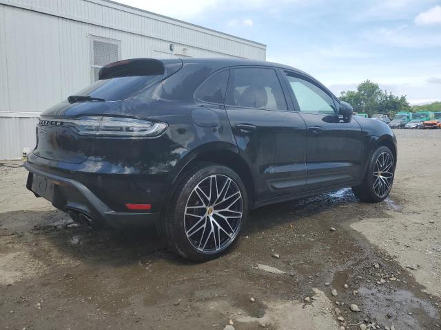 VIN WP1AA2A50NLB04127 2022 Porsche Macan no.3