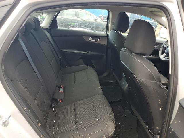 3KPF24AD5KE010367 KIA FORTE FE