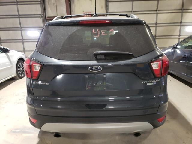 1FMCU9J93KUA77116 Ford Escape Titanium