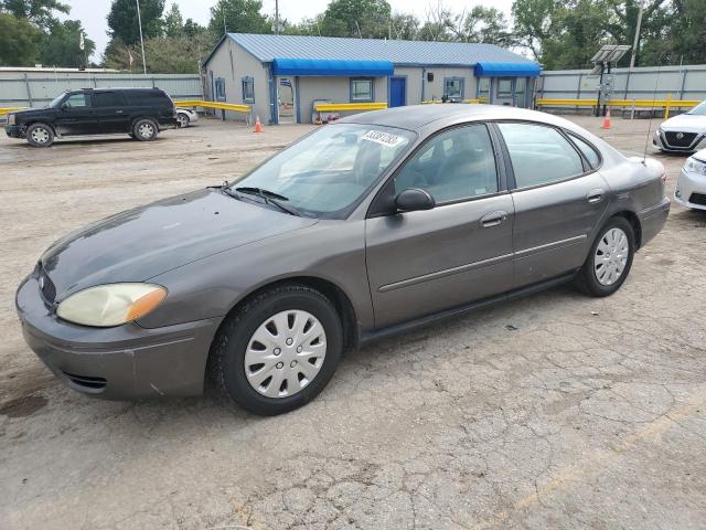 2005 Ford Taurus SE