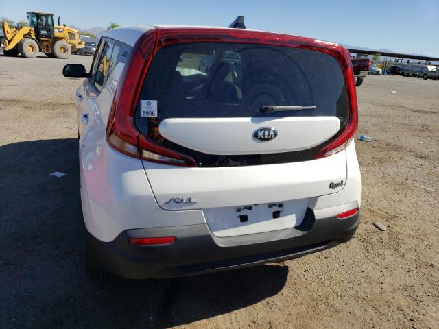 KNDJ23AU8M7738174 KIA SOUL LX