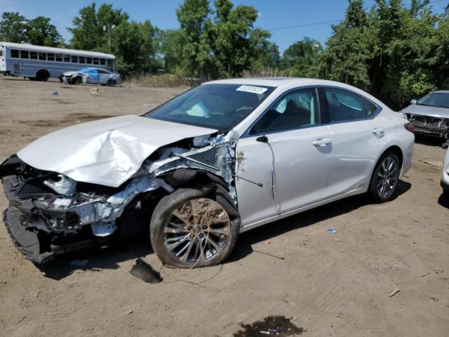 2021 Lexus ES 300h 